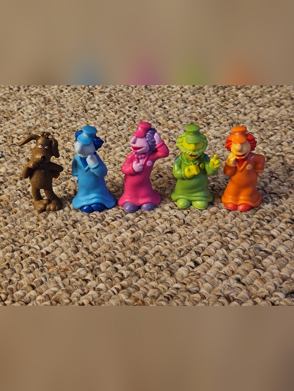 1994 Puzzle Place Police And Dog Figures
